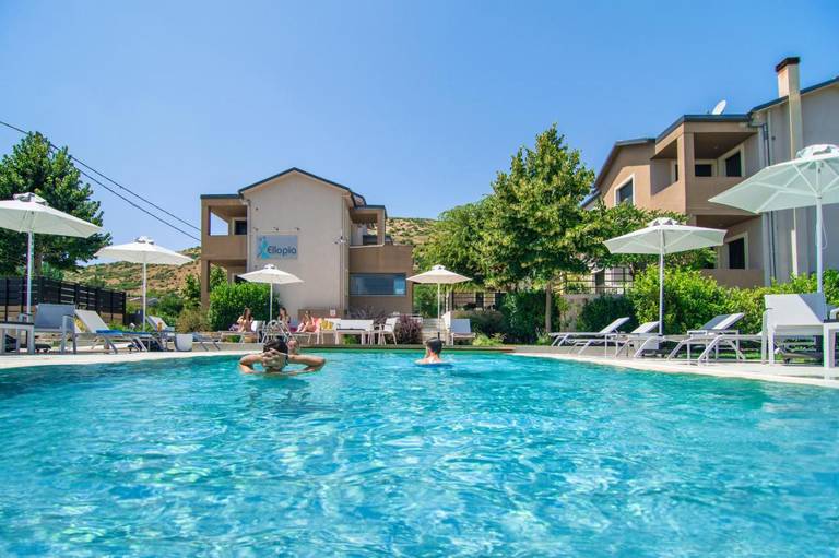 Ellopia Point Boutique Suites 