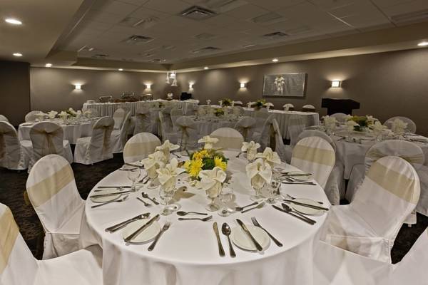 Acclaim Hotel Calgary Airport  4* Канада, Калгари