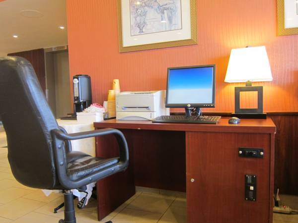 Travelodge Toronto East Hotel  3* Канада, Торонто
