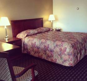 Super 8 Calgary Motel Village  в Калгари