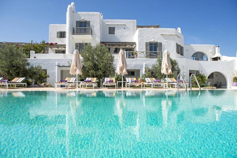 Naoussa Hills Boutique Resort 