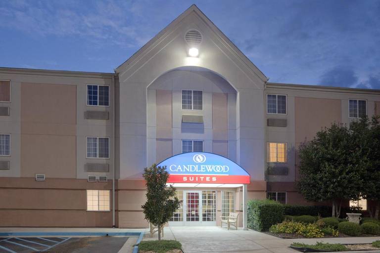 Candlewood Suites Huntsville 