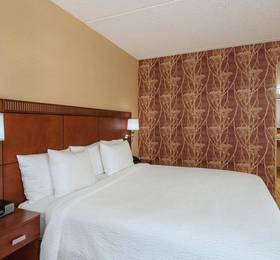 Туры в Courtyard Boston Marlborough  в США