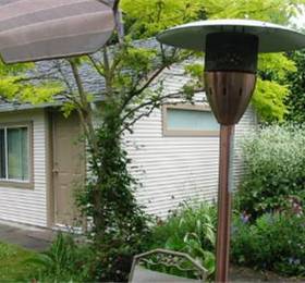 Cadboro Bay Bed & Breakfast  в Виктории