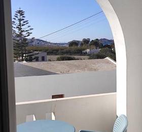 Loukia Apartments Studios в Наусе (о. Парос)
