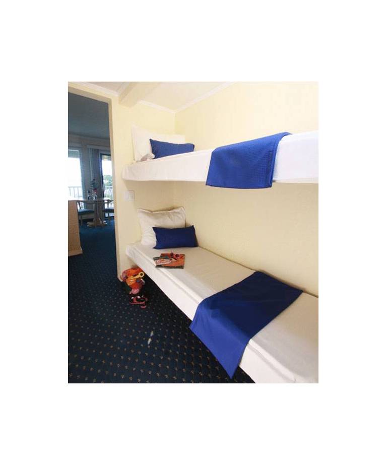 Sailport Waterfront Suites 