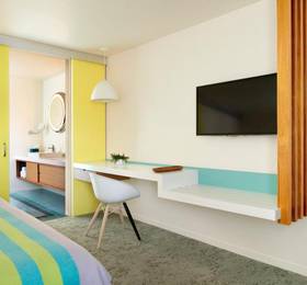 Beverly Laurel Motor Hotel  в Лос-Анджелесе