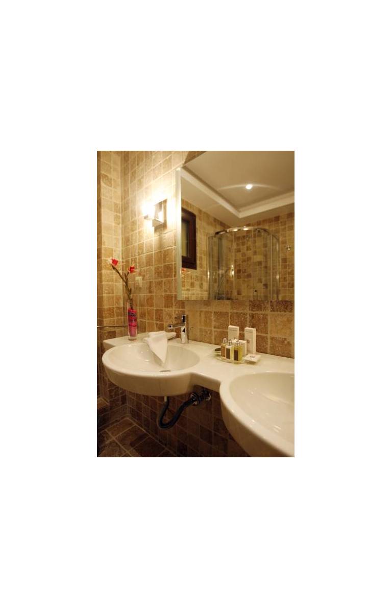 Diamond River Resort & Spa 
