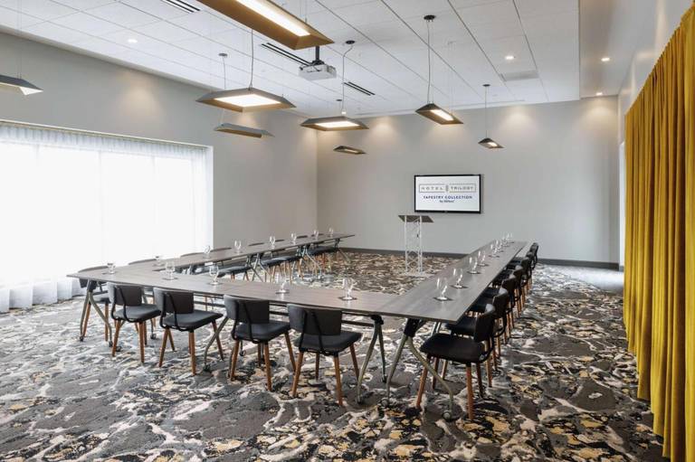 Hotel Indigo Albany Latham 