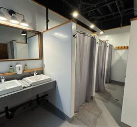 Туры в The Cambie Hostel Gastown  в Канаде