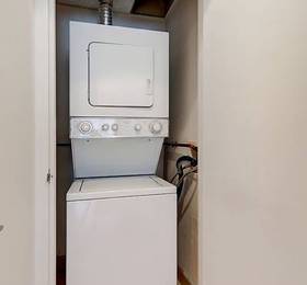 Mosaique Furnished Suites  в Монреале
