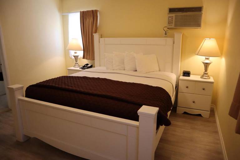 Hollywood Celebrity Hotel 