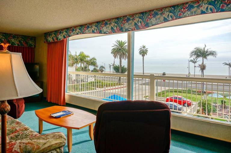 Cabrillo Inn at the Beach 