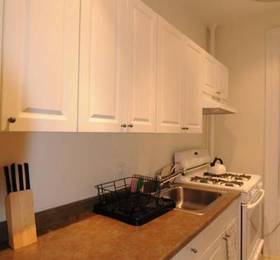 East Broadway Apartment B  в Нью-Йорке