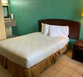 Туры в Pinn Road Inn and Suites  в США