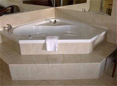 Bakersfield Inn & Suites 2* США, Бейкерсфилд