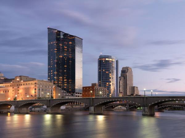 Amway Grand Plaza Hotel  4* США, Гранд-Рапидс