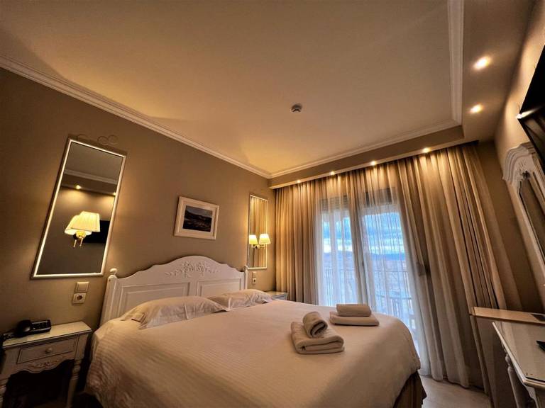 Anemolia Resort and Spa 