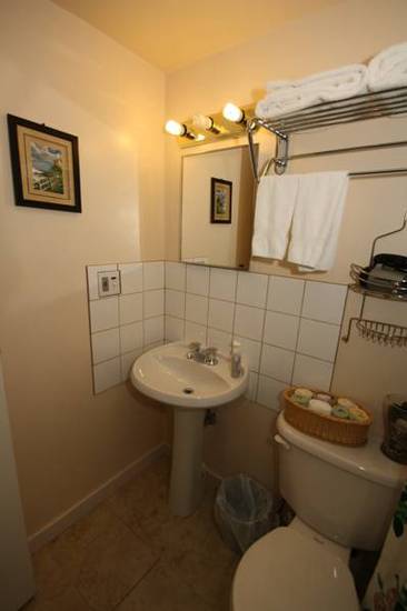 Villa Maria Country Inn  Канада, Эдмонтон
