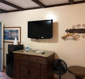 Alamar by the Sea Motel  в Санта-Барбаре