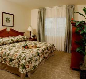 Tahiti All-Suite Resort  в Лас-Вегасе