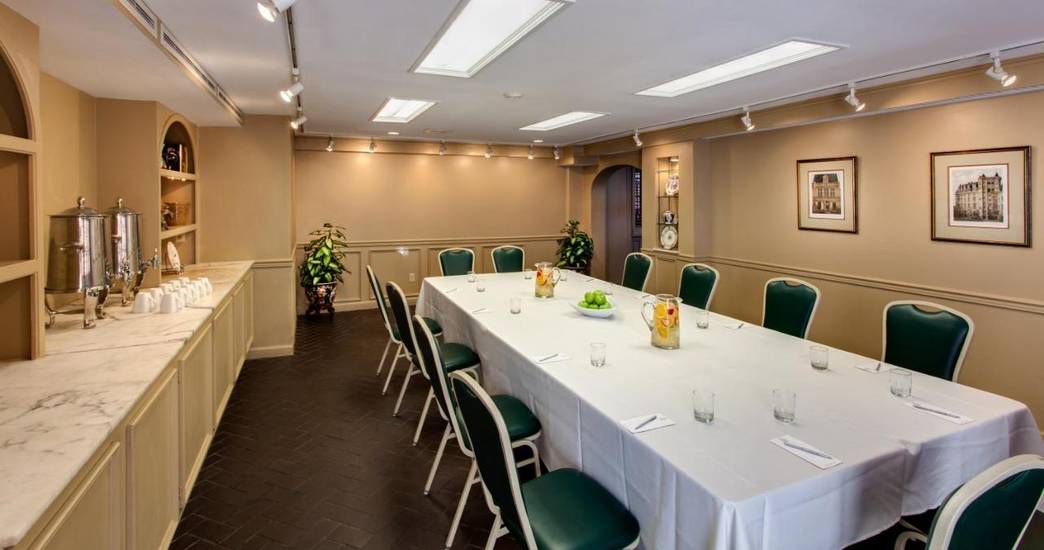 Dauphine Orleans Hotel  3* США, Новый Орлеан