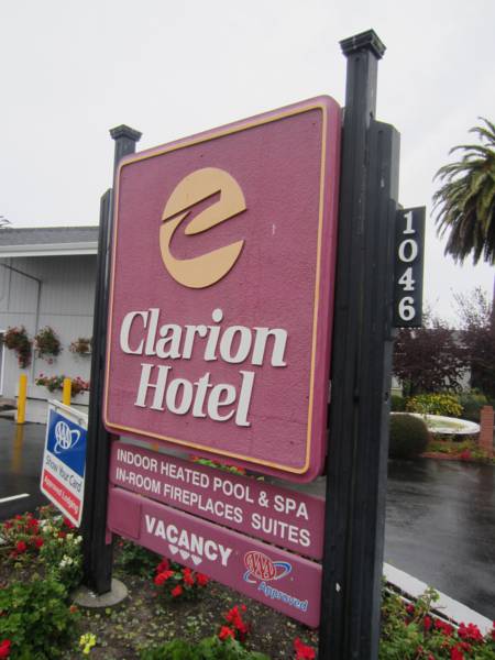 Clarion Hotel Monterey 