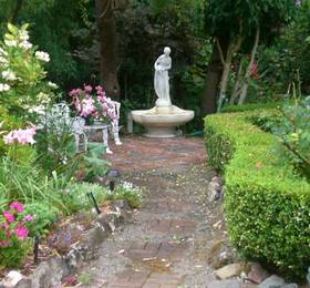 Туры в A Victorian Garden Inn  в США