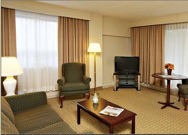 Embassy Hotel & Suites  3* Канада, Оттава