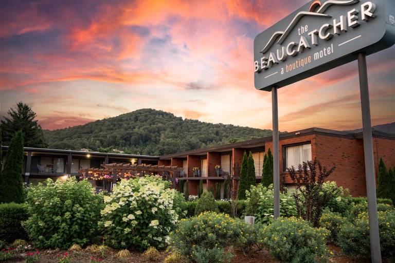 Blue Ridge Motor Lodge 
