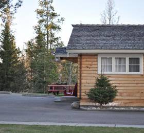 Jasper House Bungalows  в Джаспере