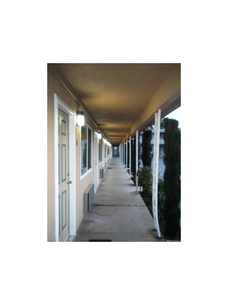 Holiday Motel - Fresno 