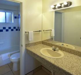 Туры в American Executive Inn  в США