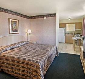 Travelodge Suites Mesa  в Меса