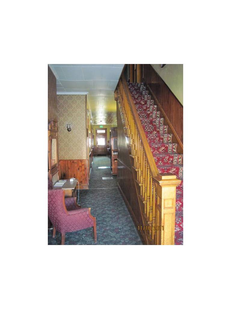 Historic Melrose Hotel 