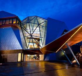 Туры в Sparkling Hill Resort  в Канаде