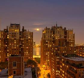 Hilton Manhattan East в Нью-Йорке