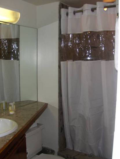 Marina Tower Waikiki  2* США, Гонолулу