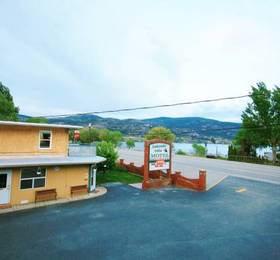 Туры в Lakeside Villa Motel  в Канаде