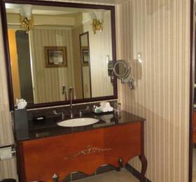 Warwick Denver Hotel  в Денвере