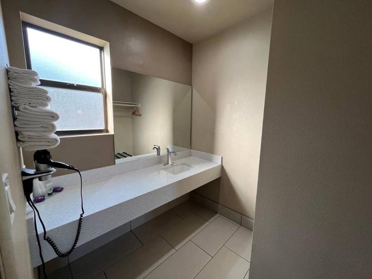 Luxury Inn-Flagstaff 