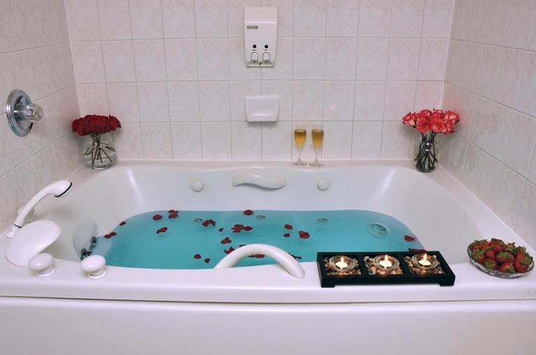Cartier Place Hotel 