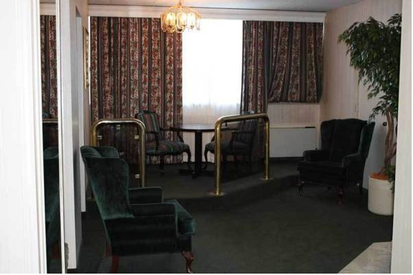 Toronto Plaza Hotel  3* Канада, Торонто