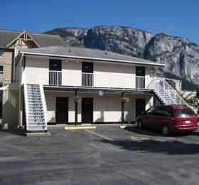 Туры в Squamish Budget Inn  в Канаде