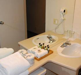 Туры в Banff Ptarmigan Inn в Канаде