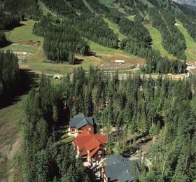 Polar Peak Lodges  в Ферни