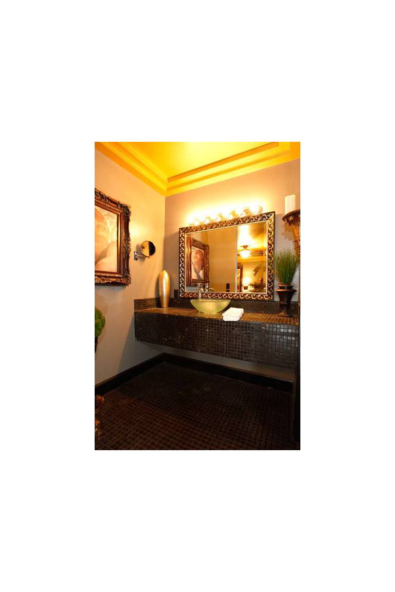 The Artisan Hotel 