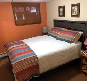 Bear Cub Lodging  в Джаспере