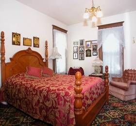 Spurs n Lace Inn  в Колорадо-Спрингс