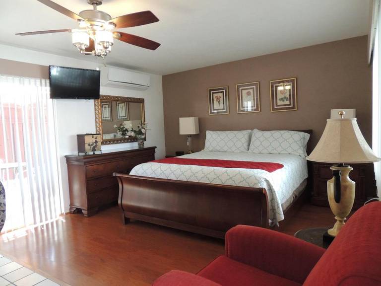 Casa Larrea Inn 